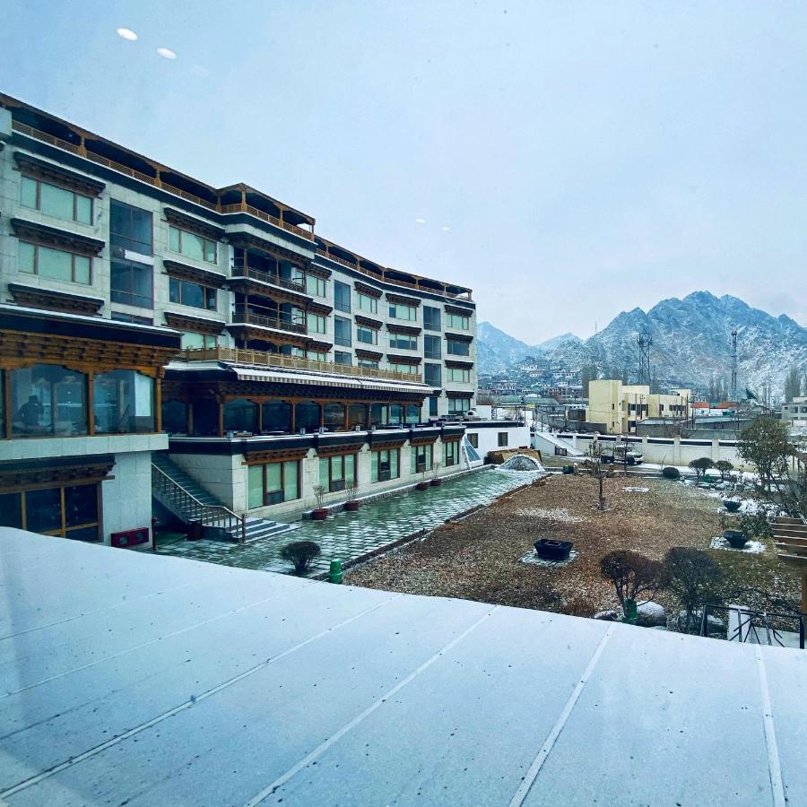 格兰德龙拉达克酒店 列城 外观 照片
